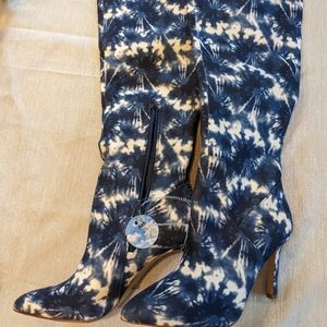 Gianni Bini women's 6M blue and white tall 3.5 inch heeled boots with airfit NEW